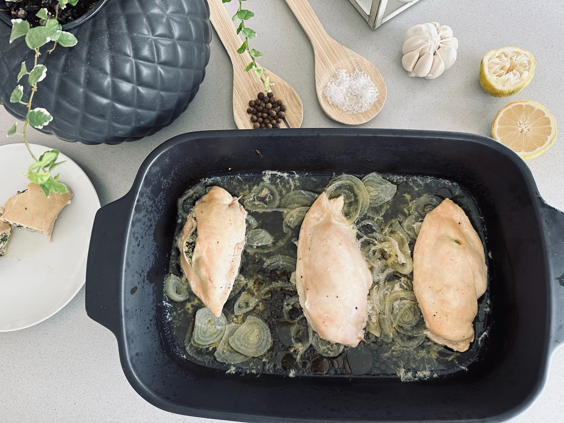 Frango recheado com ricotta e espinafres